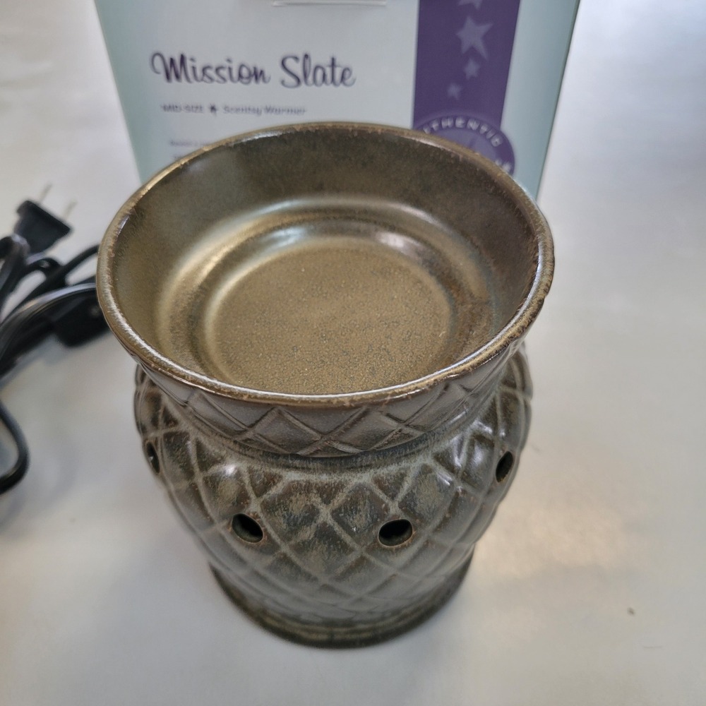 Scentsy Mission Slate Mid-Size Electric Wax Warmer Ceramic Diamond Lattice Brown